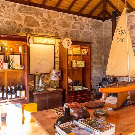 Bed & Breakfast Quinta Do Ameal - Wine & Tourism 5*